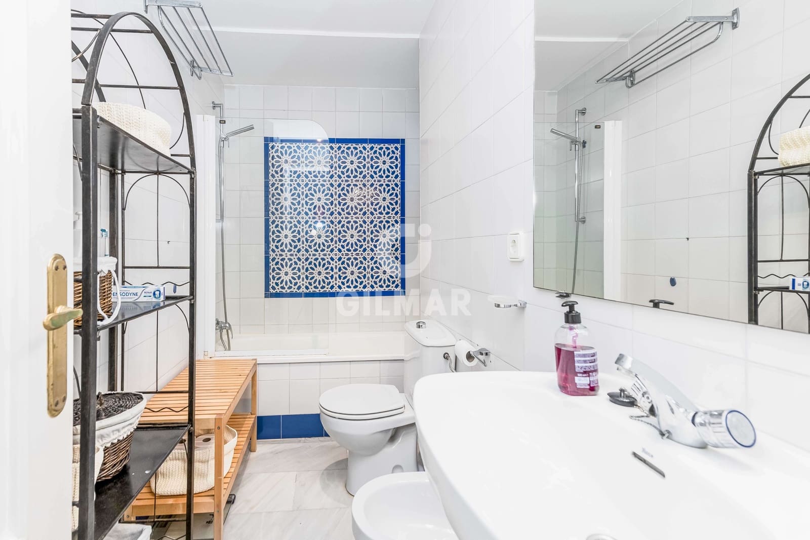 3 bedroom Flat for sale in Chiclana de la Frontera with pool - € 359,000 (Ref: 9489691)