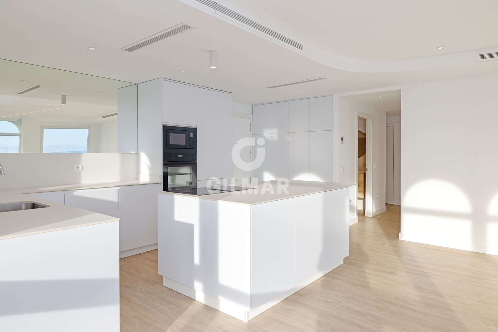 3 soveværelse Penthouse til salg i Estepona med garage - € 1.159.000 (Ref: 9489991)