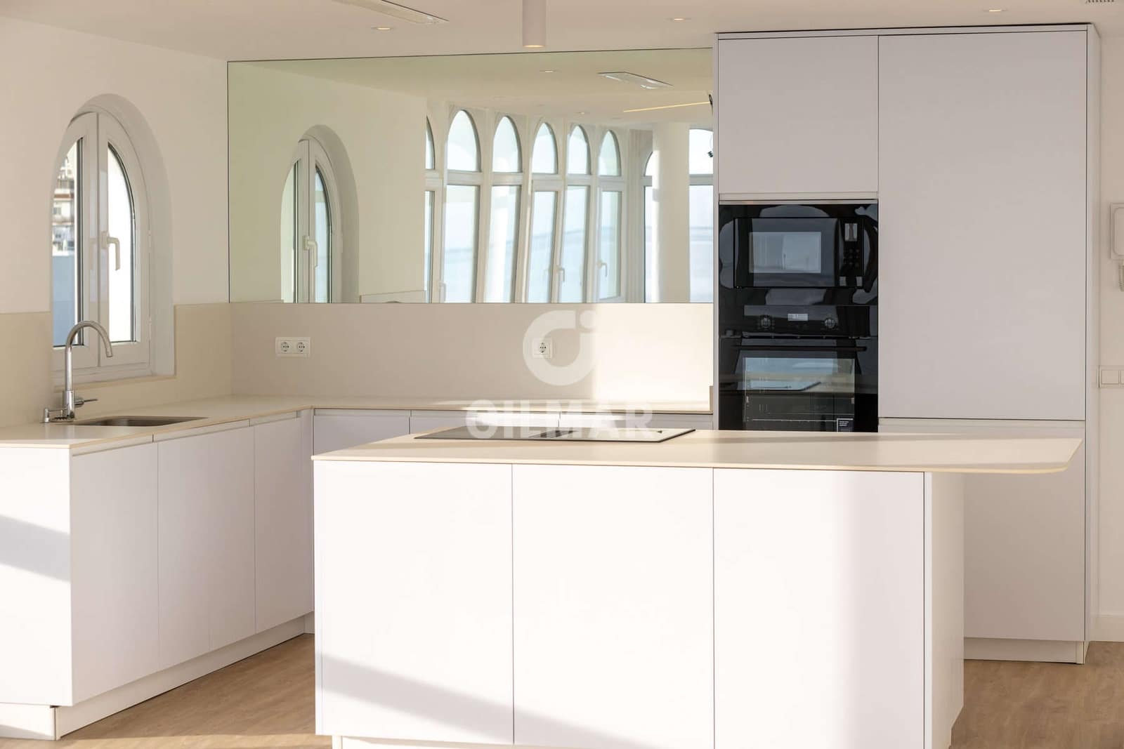 3 soveværelse Penthouse til salg i Estepona med garage - € 1.159.000 (Ref: 9489991)