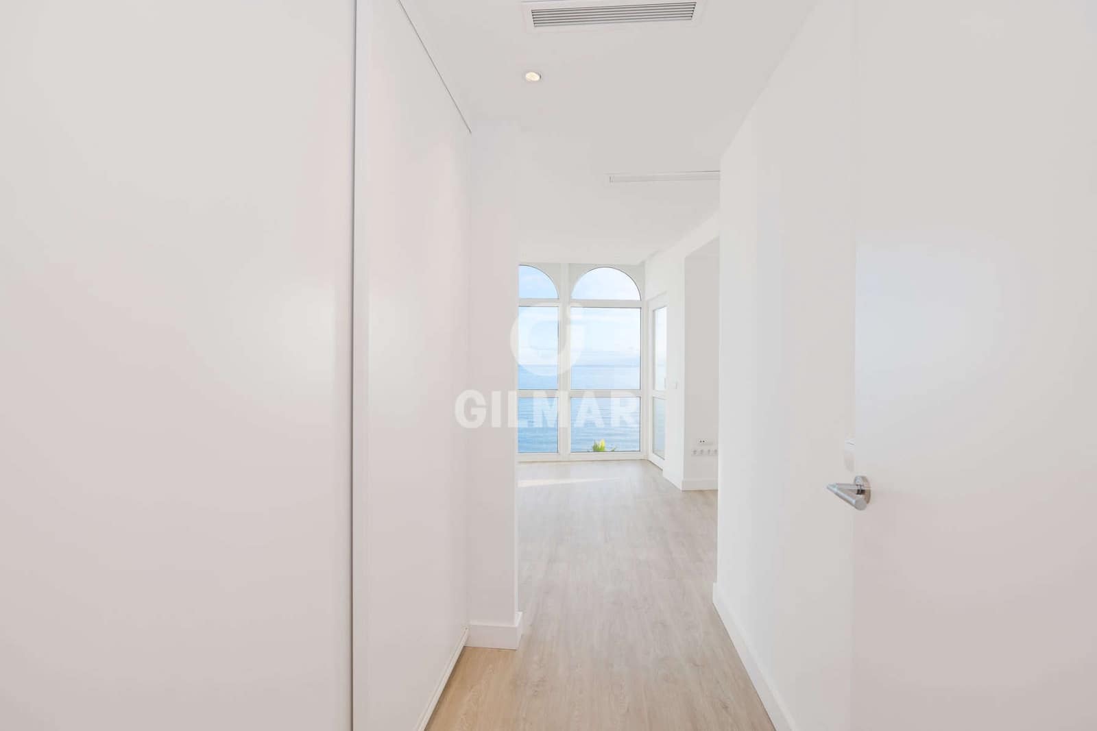 3 soveværelse Penthouse til salg i Estepona med garage - € 1.159.000 (Ref: 9489991)