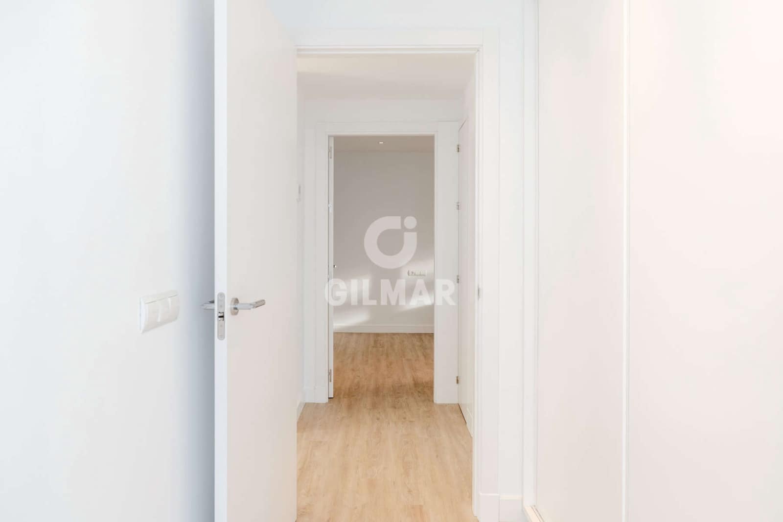 3 soveværelse Penthouse til salg i Estepona med garage - € 1.159.000 (Ref: 9489991)