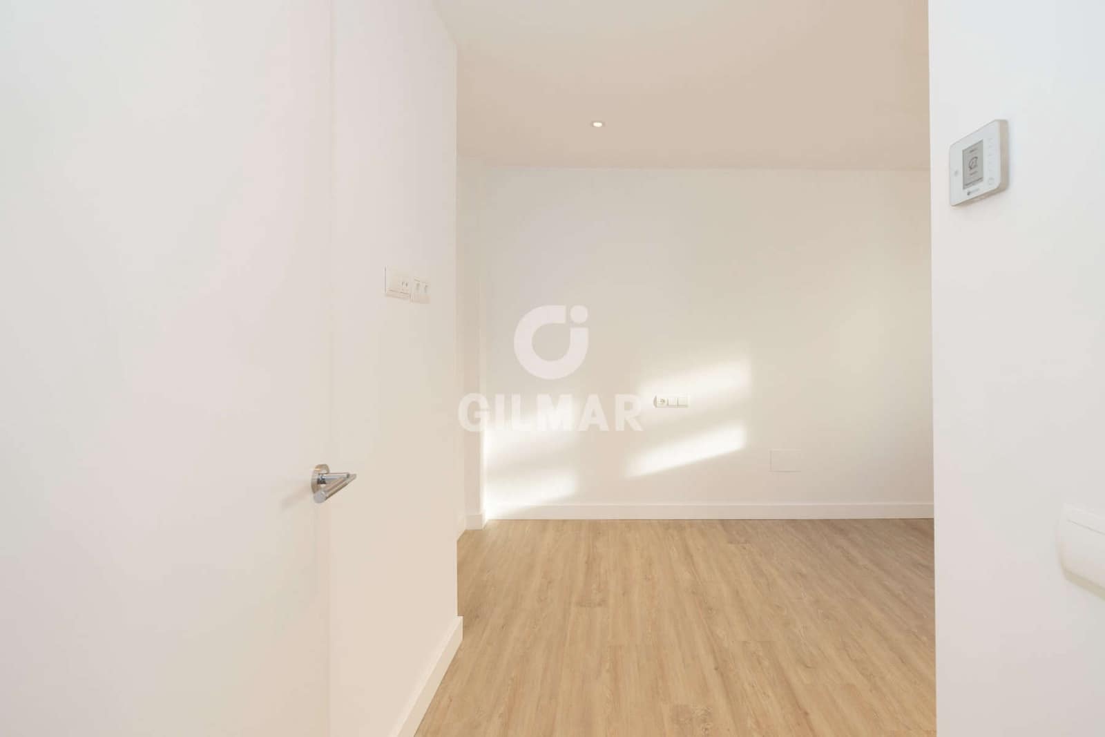 3 soveværelse Penthouse til salg i Estepona med garage - € 1.159.000 (Ref: 9489991)