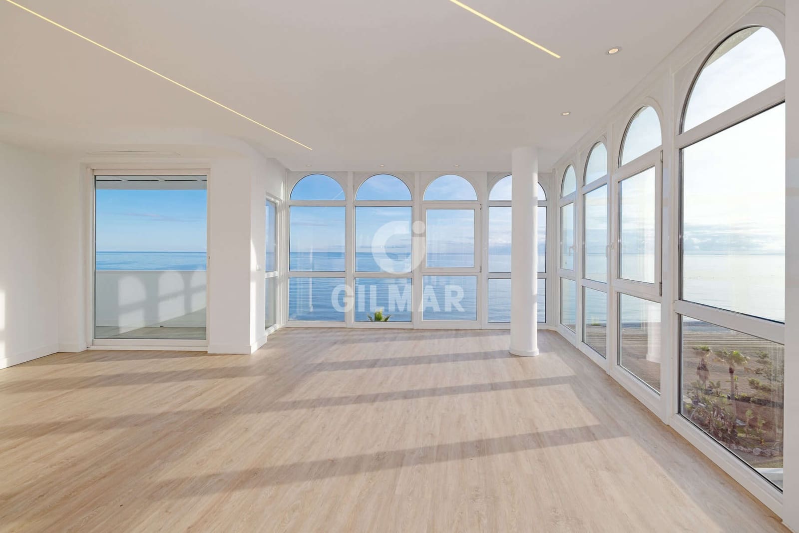 3 soveværelse Penthouse til salg i Estepona med garage - € 1.159.000 (Ref: 9489991)