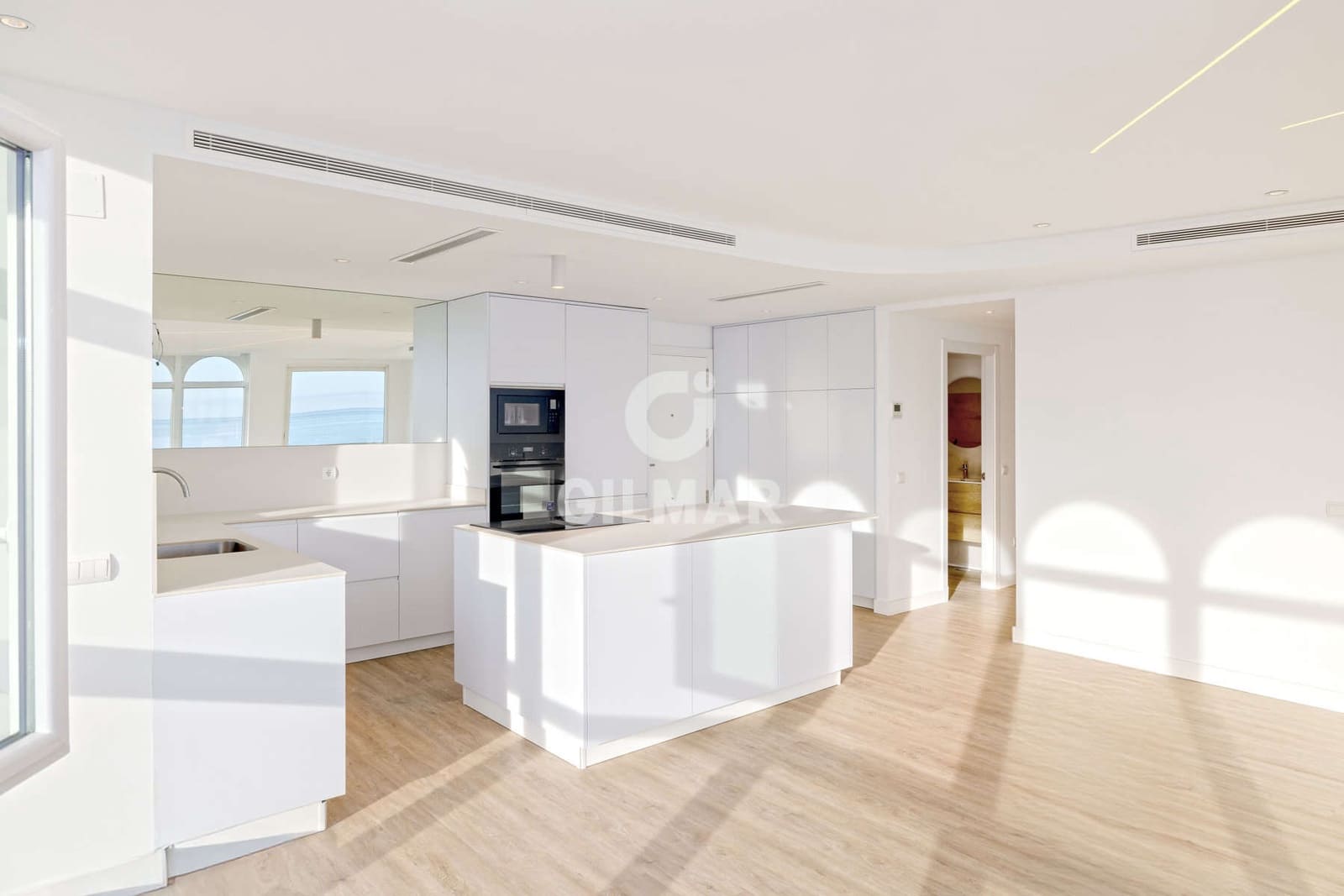 3 soveværelse Penthouse til salg i Estepona med garage - € 1.159.000 (Ref: 9489991)