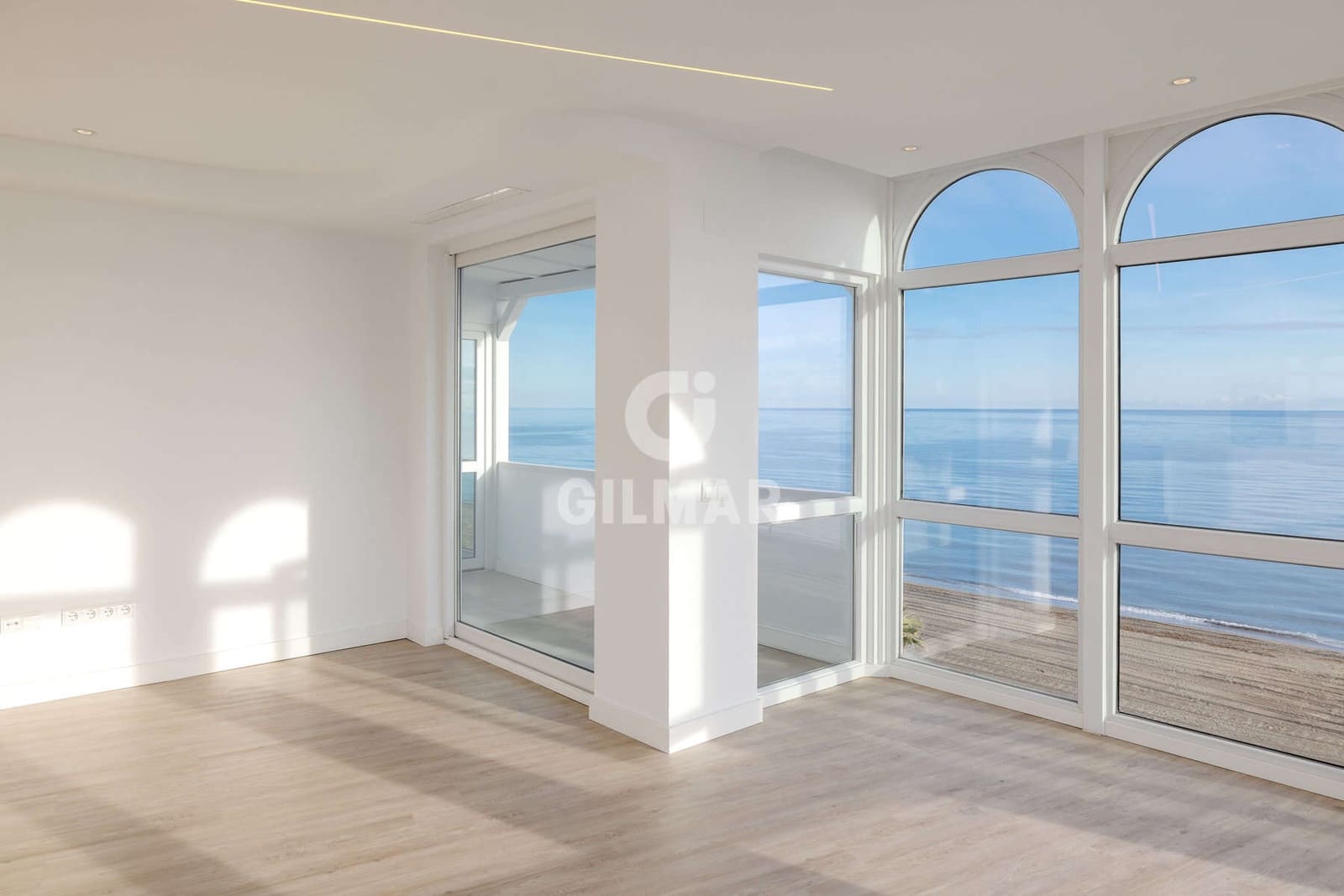 3 soveværelse Penthouse til salg i Estepona med garage - € 1.159.000 (Ref: 9489991)