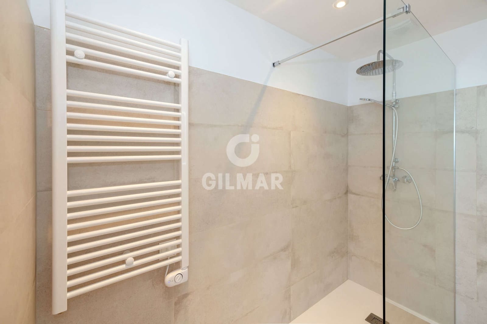 3 soveværelse Penthouse til salg i Estepona med garage - € 1.159.000 (Ref: 9489991)