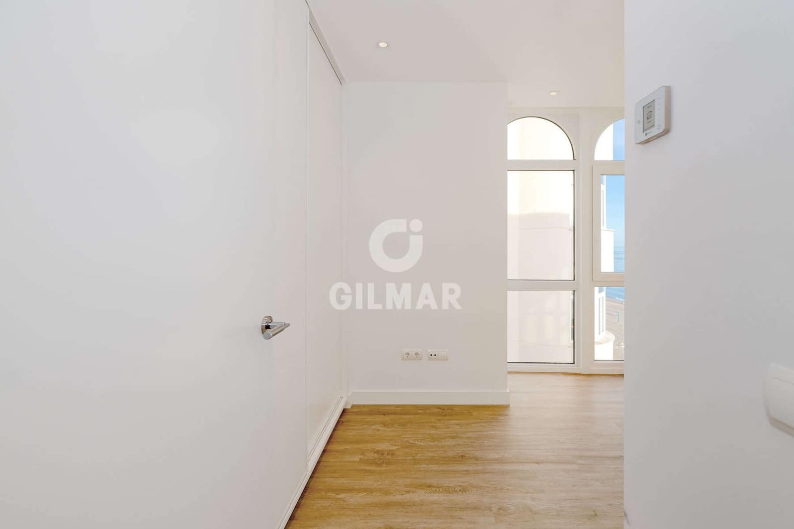 3 soveværelse Penthouse til salg i Estepona med garage - € 1.159.000 (Ref: 9489991)