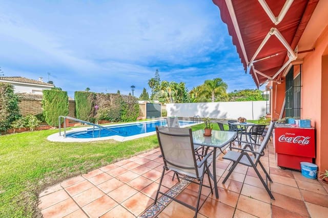 4 soveværelse Villa til salg i El Puerto de Santa María med swimmingpool - € 1.200.000 (Ref: 9491678)