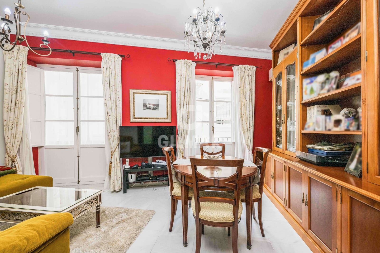 3 bedroom Flat for sale in Cadiz city - € 450,000 (Ref: 9496632)