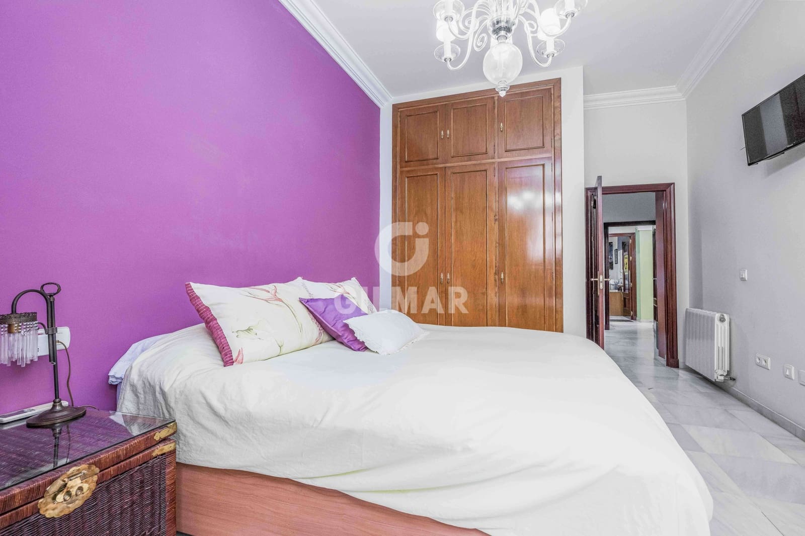 3 bedroom Flat for sale in Cadiz city - € 450,000 (Ref: 9496632)