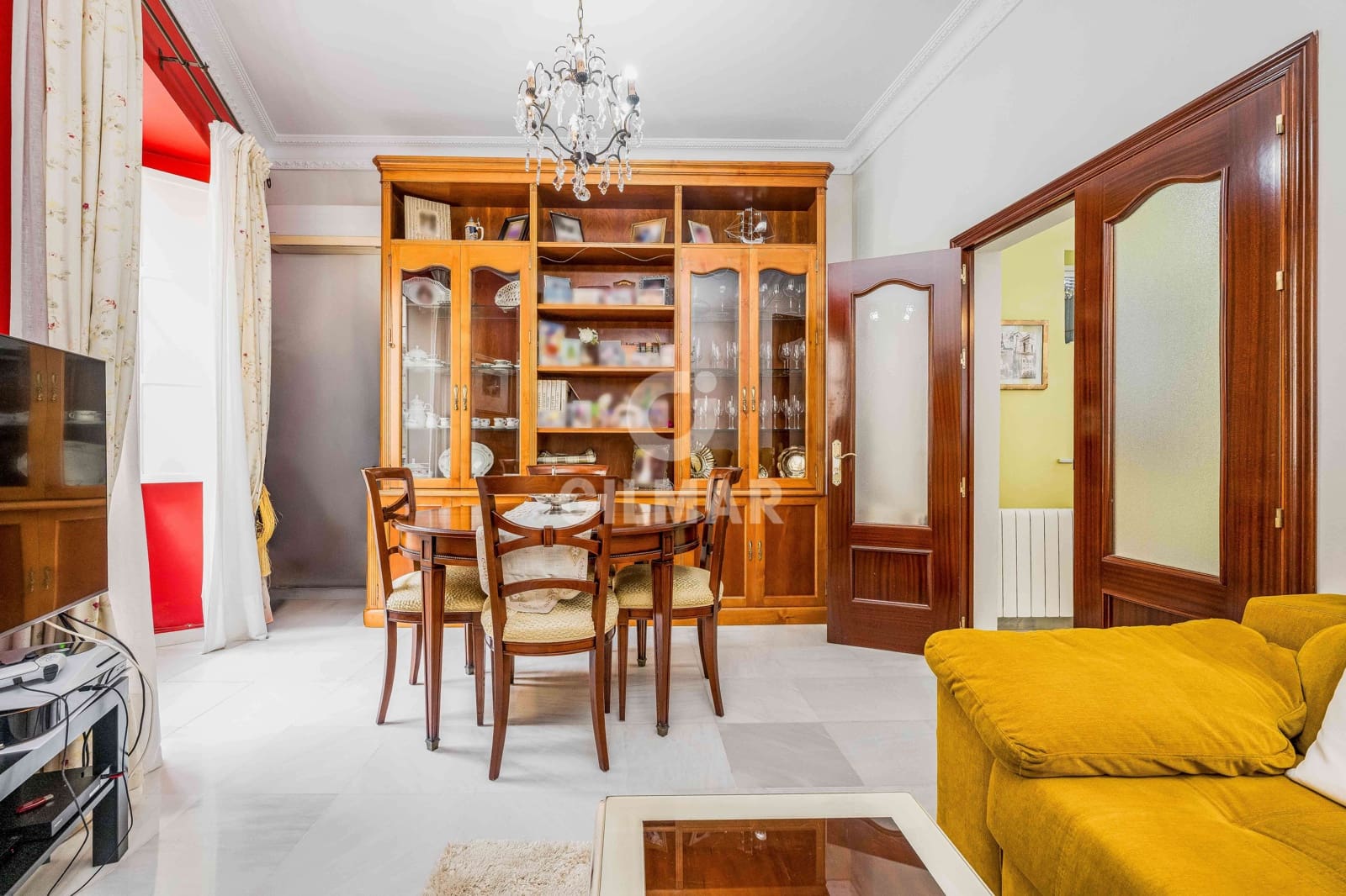 3 bedroom Flat for sale in Cadiz city - € 450,000 (Ref: 9496632)