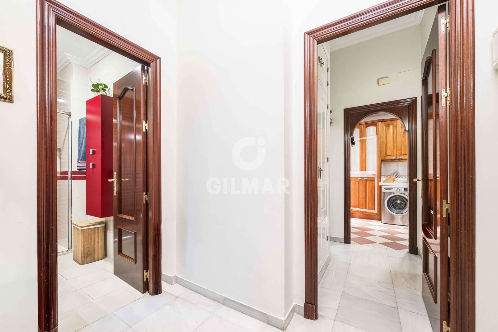 3 bedroom Flat for sale in Cadiz city - € 450,000 (Ref: 9496632)