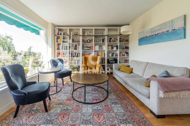 5 sovrum Radhus till salu i Mirasierra, Madrid stad med pool garage - 1 690 000 € (Ref: 9500130)