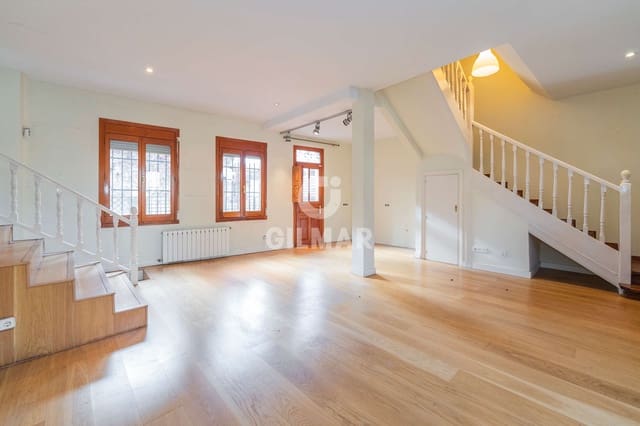 4 sovrum Semi-fristående Villa till salu i Hispanoamérica, Madrid stad - 1 900 000 € (Ref: 9500131)