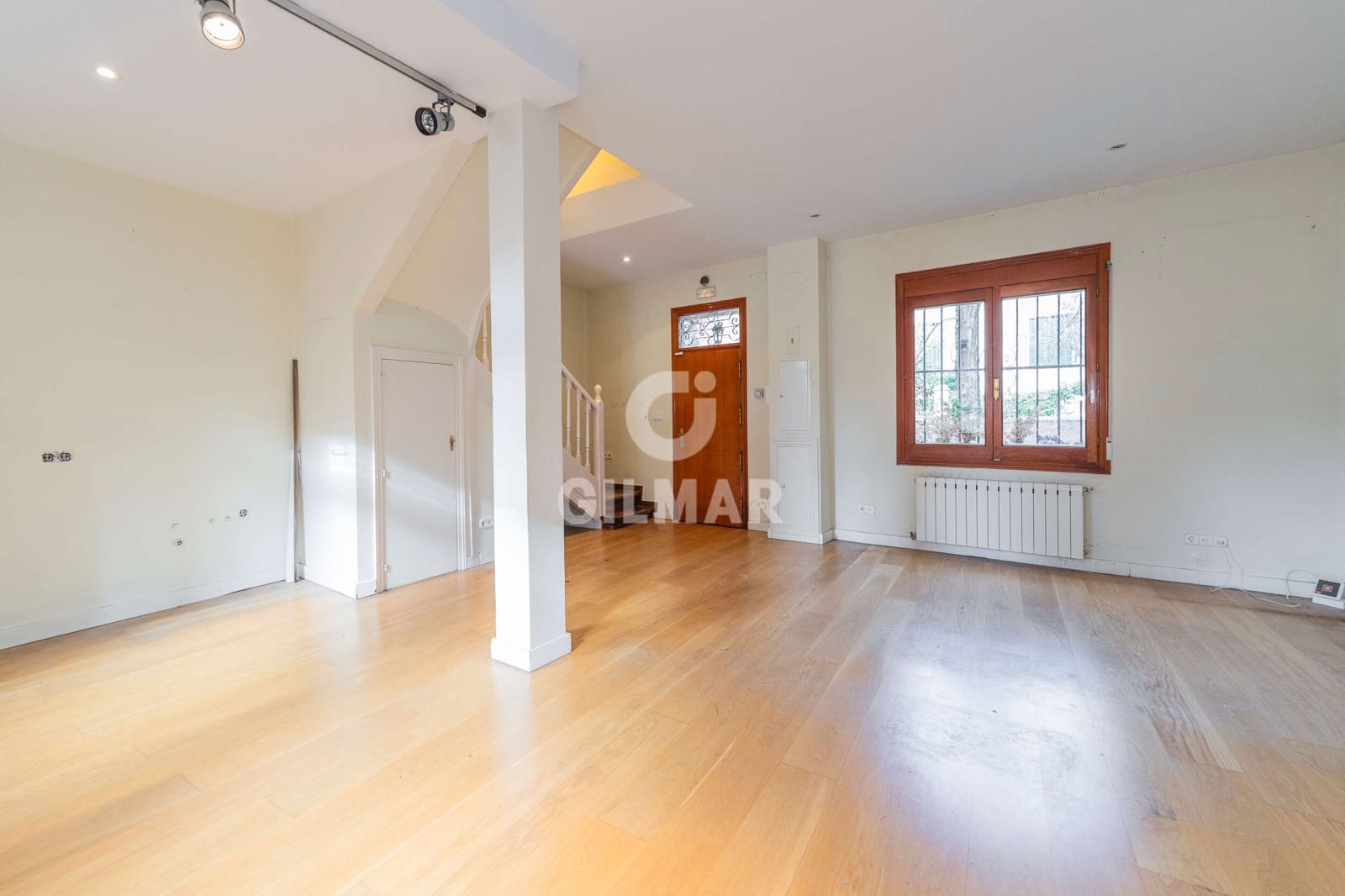 4 slaapkamer Halfvrijstaande villa te koop in Madrid stad - € 1.900.000 (Ref: 9500131)