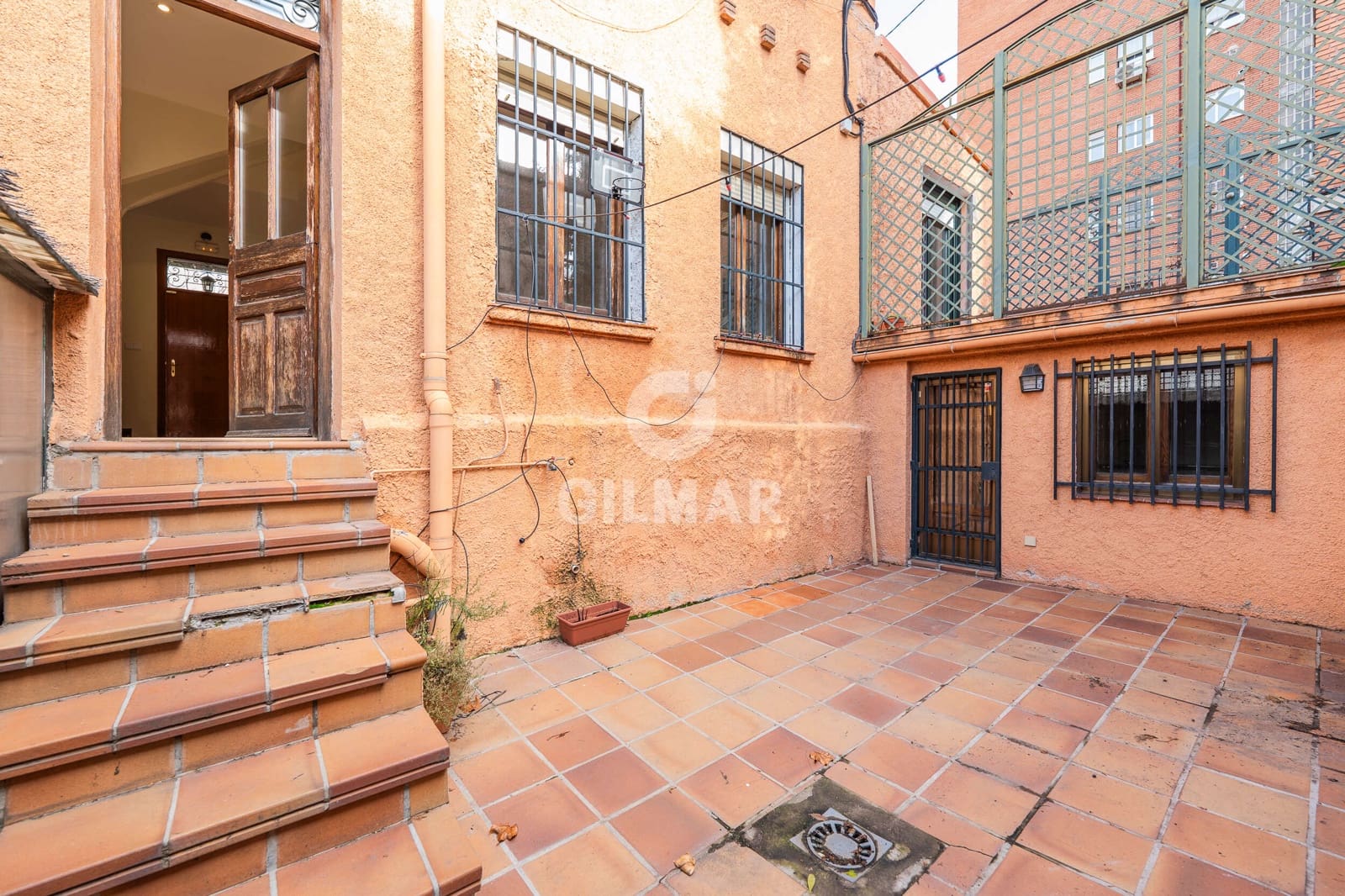 4 slaapkamer Halfvrijstaande villa te koop in Madrid stad - € 1.900.000 (Ref: 9500131)