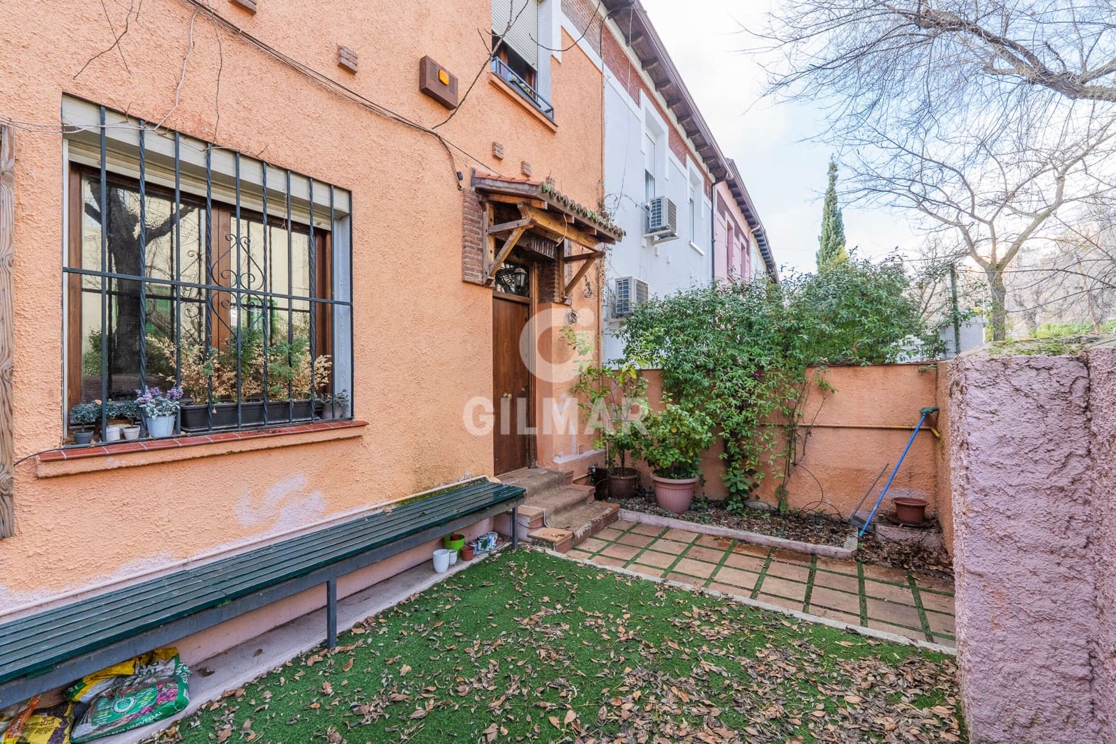 4 slaapkamer Halfvrijstaande villa te koop in Madrid stad - € 1.900.000 (Ref: 9500131)