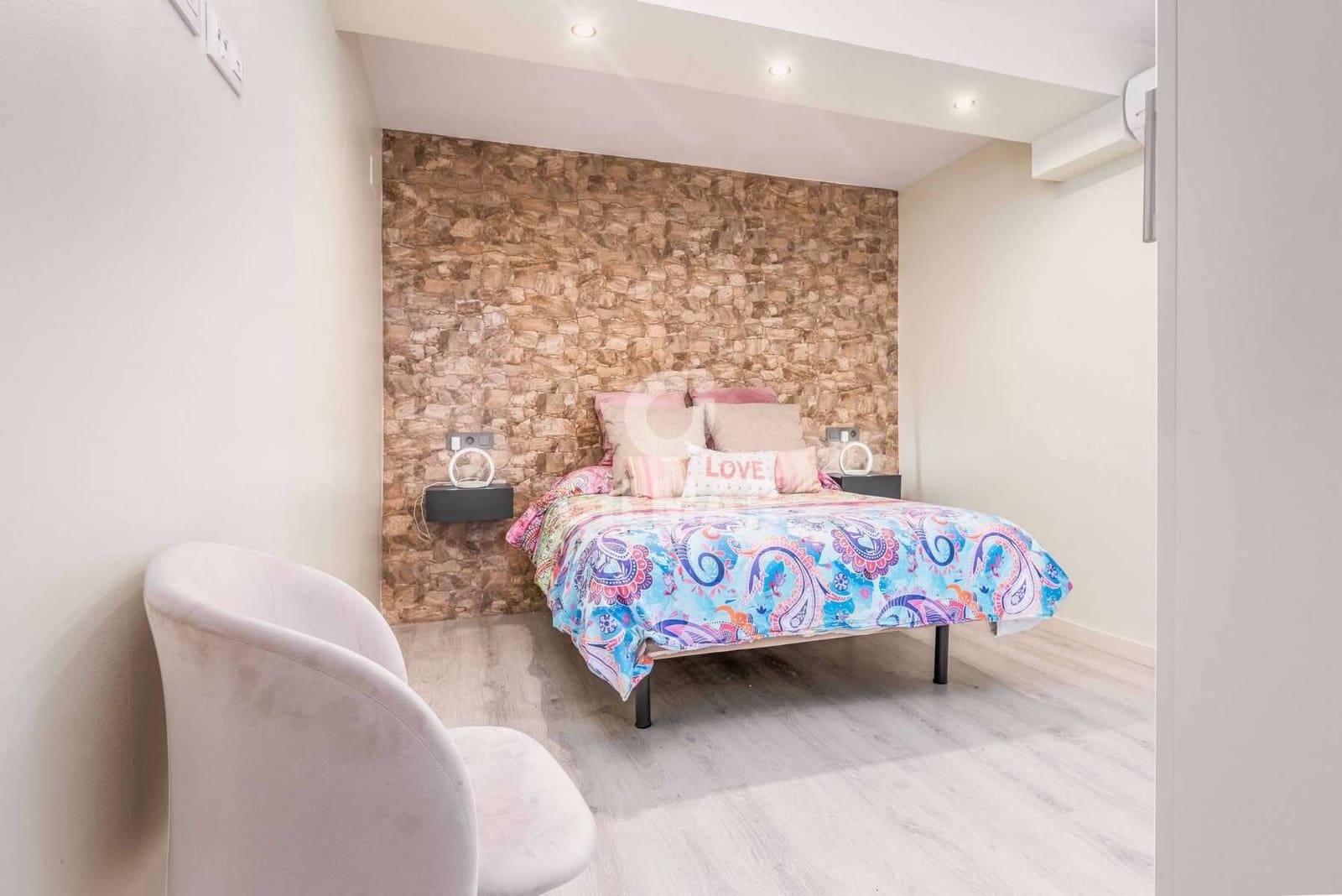 Piso de 1 habitación en Sevilla ciudad en venta - 398.000 € (Ref: 9500793)