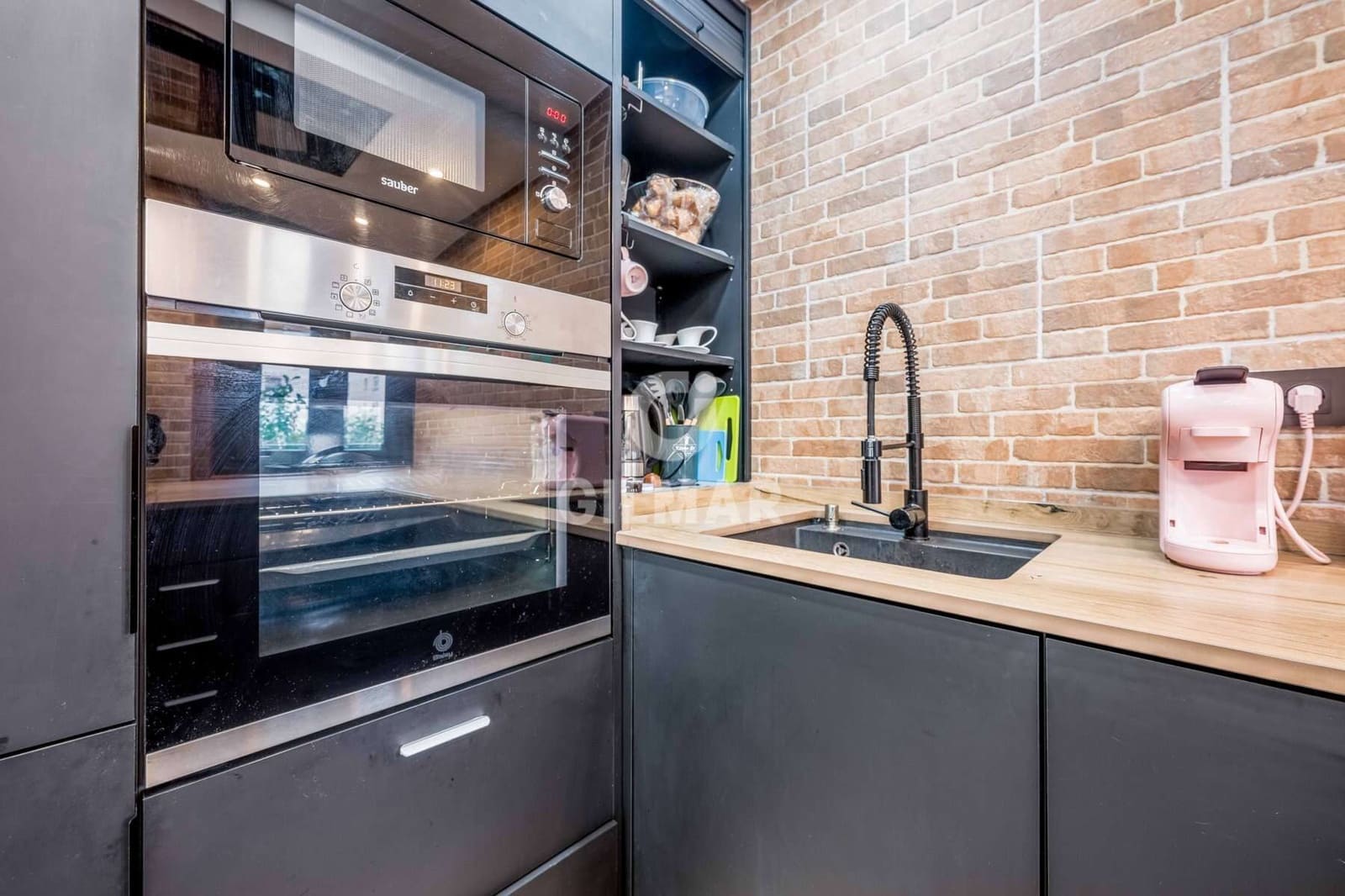 Piso de 1 habitación en Sevilla ciudad en venta - 398.000 € (Ref: 9500793)