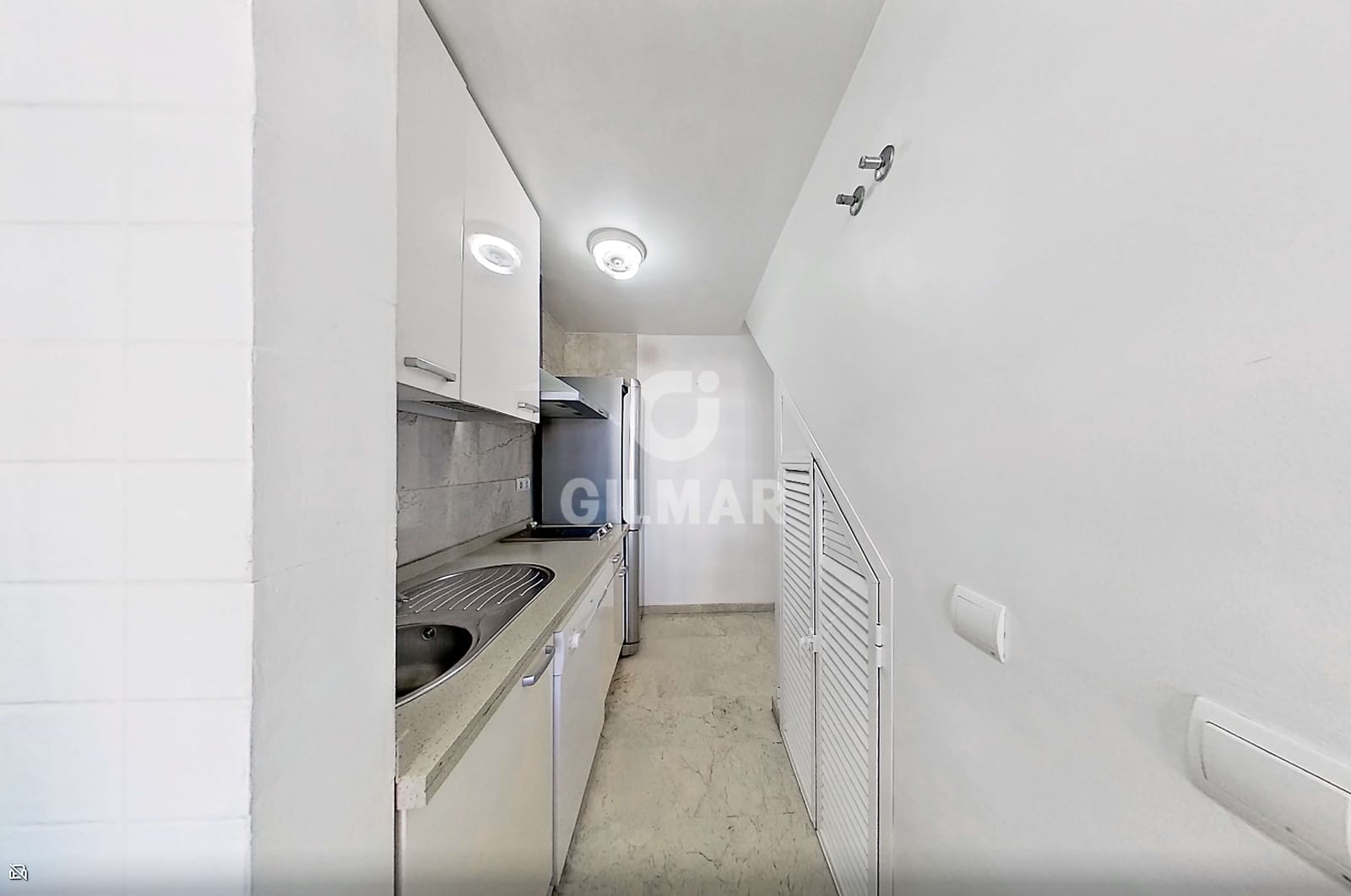 1 bedroom Flat for sale in Las Lagunas de Mijas with pool garage - € 240,000 (Ref: 9503497)