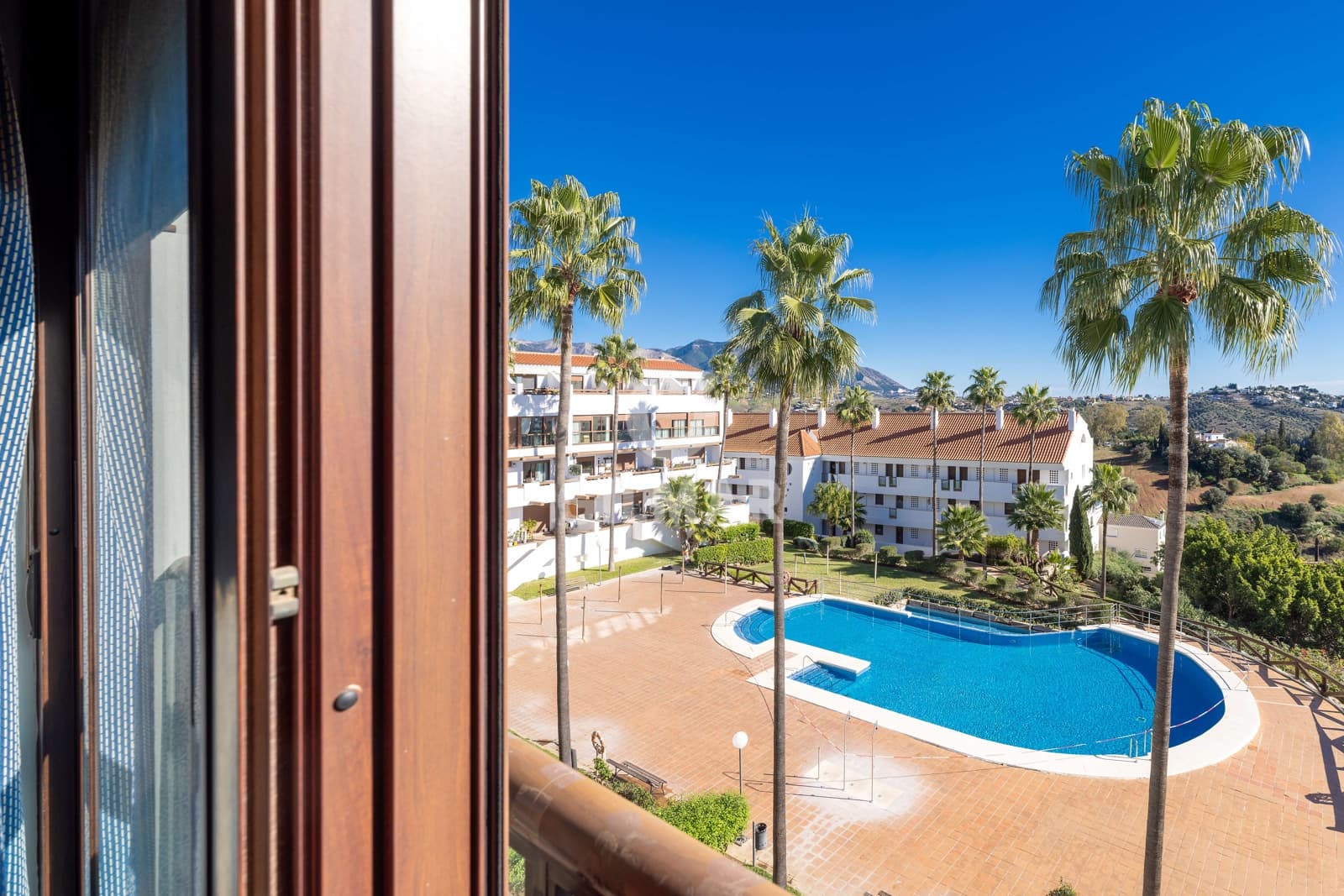 1 bedroom Flat for sale in Las Lagunas de Mijas with pool garage - € 240,000 (Ref: 9503497)