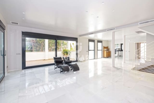 5 sypialnia Willa na sprzedaż w Marbesa, Marbella z basenem garażem - 2 325 000 € (Ref: 9503499)