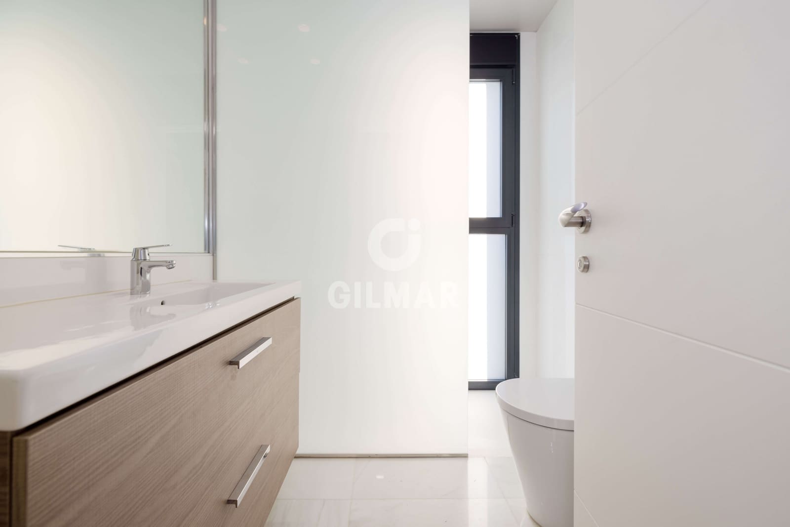 5 bedroom Villa for sale in Marbesa with pool garage - € 2,325,000 (Ref: 9503499)