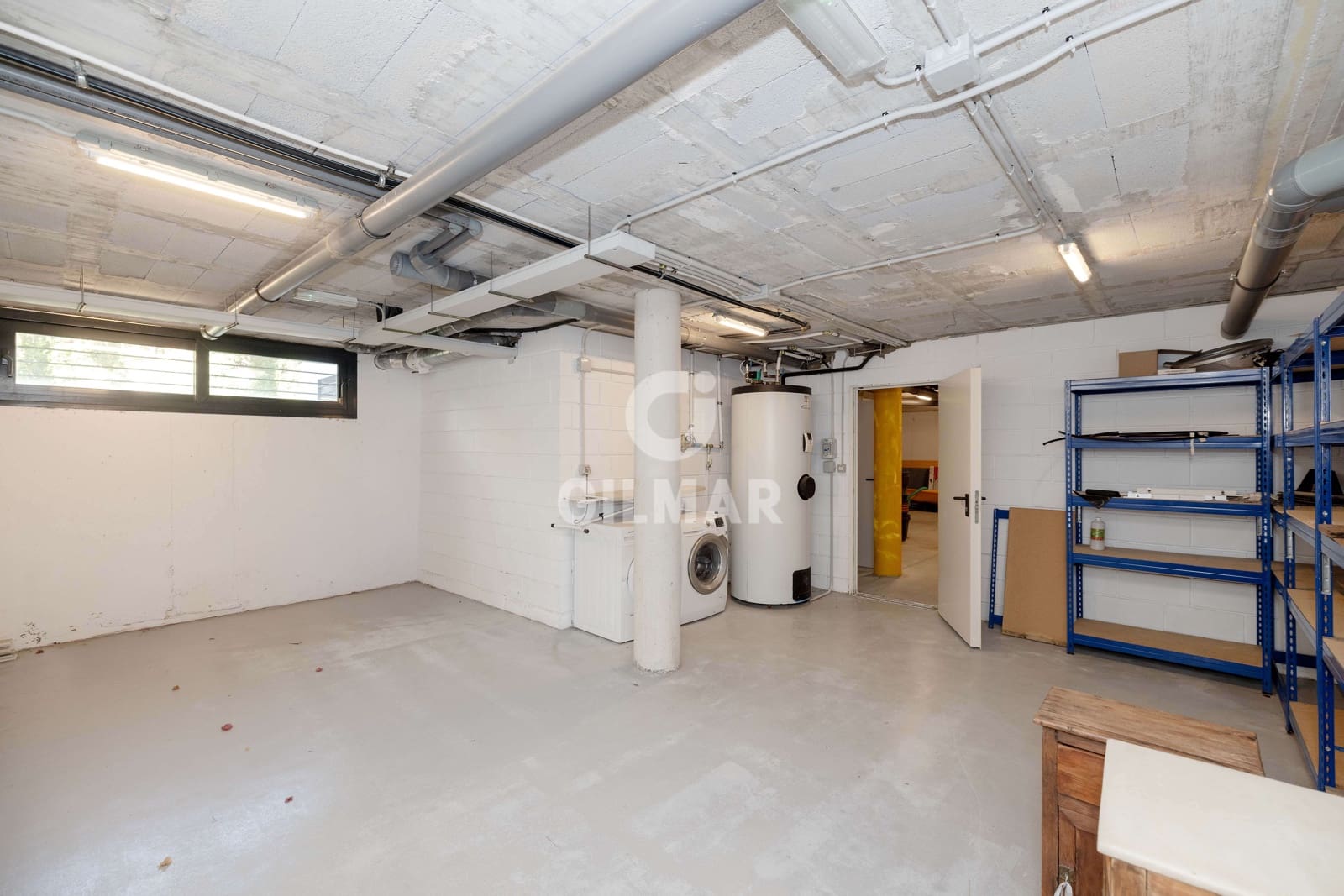 5 bedroom Villa for sale in Marbesa with pool garage - € 2,325,000 (Ref: 9503499)