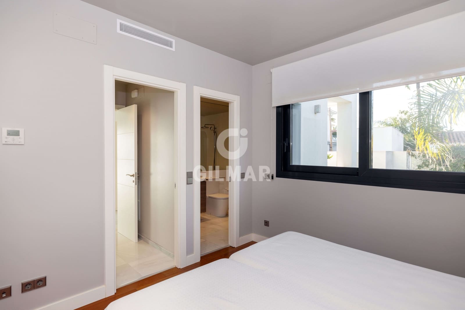 5 bedroom Villa for sale in Marbesa with pool garage - € 2,325,000 (Ref: 9503499)