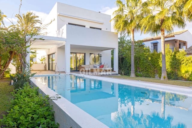 5 sypialnia Willa na sprzedaż w Marbesa, Marbella z basenem garażem - 2 325 000 € (Ref: 9503499)