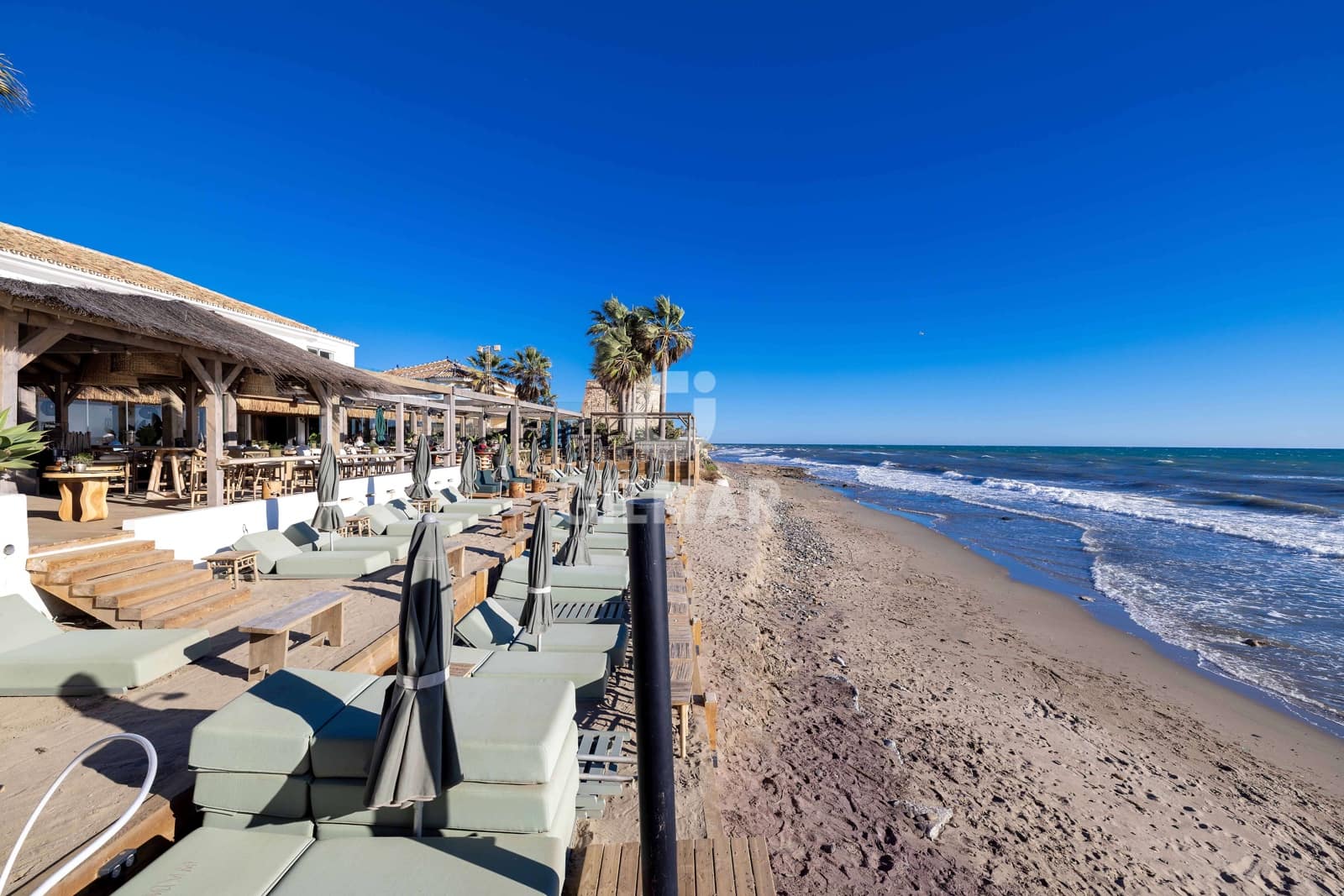 5 bedroom Villa for sale in Marbesa with pool garage - € 2,325,000 (Ref: 9503499)