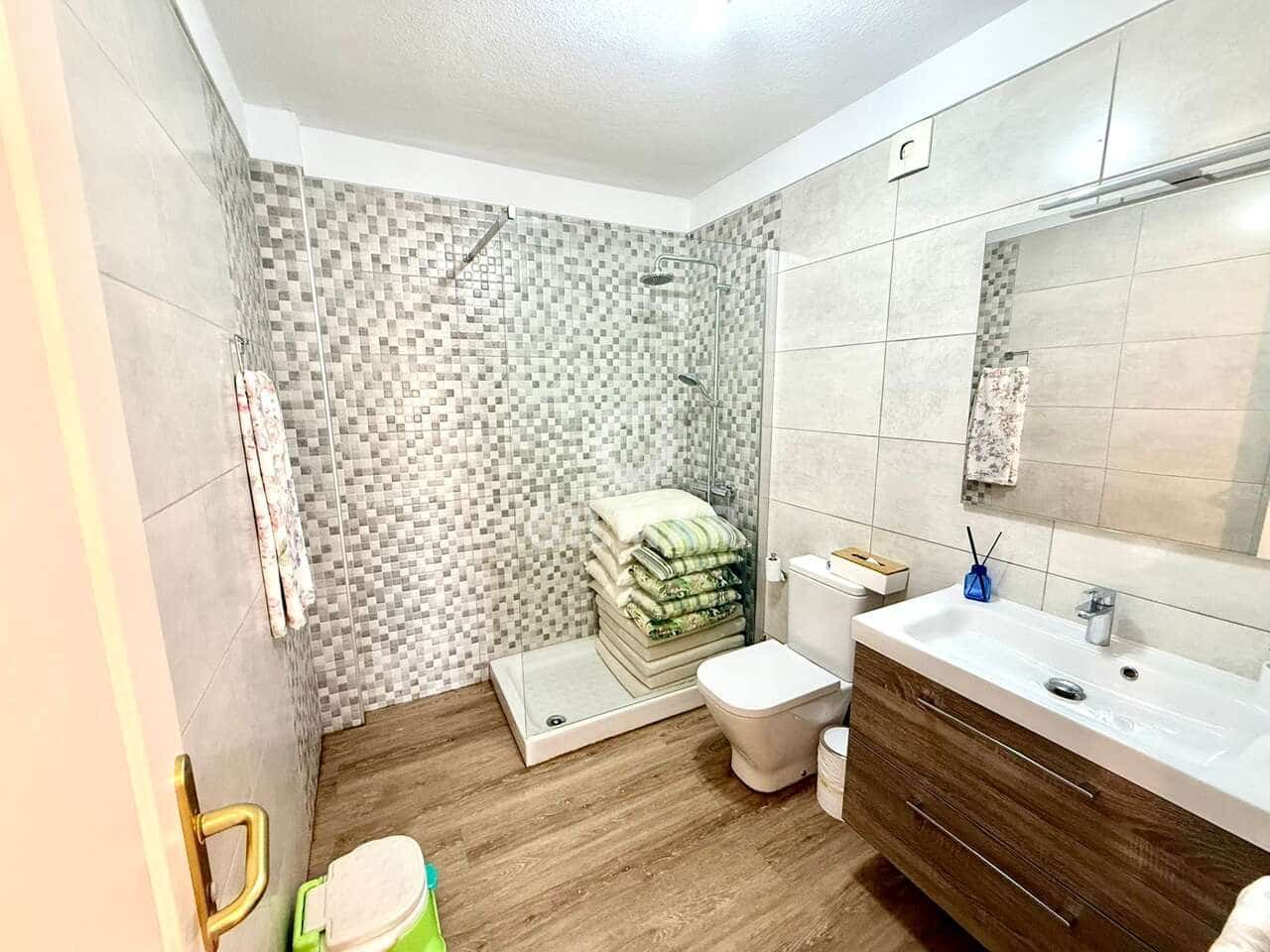 3 bedroom Flat for sale in Puerto Santiago with garage - € 480,000 (Ref: 9503500)