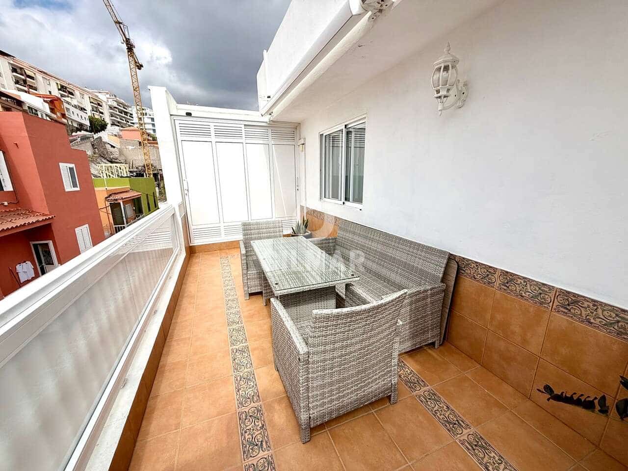 3 bedroom Flat for sale in Puerto Santiago with garage - € 480,000 (Ref: 9503500)