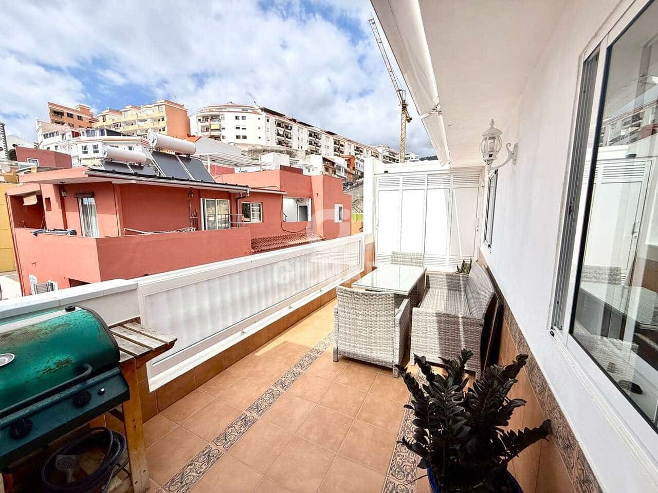 3 bedroom Flat for sale in Puerto Santiago with garage - € 480,000 (Ref: 9503500)