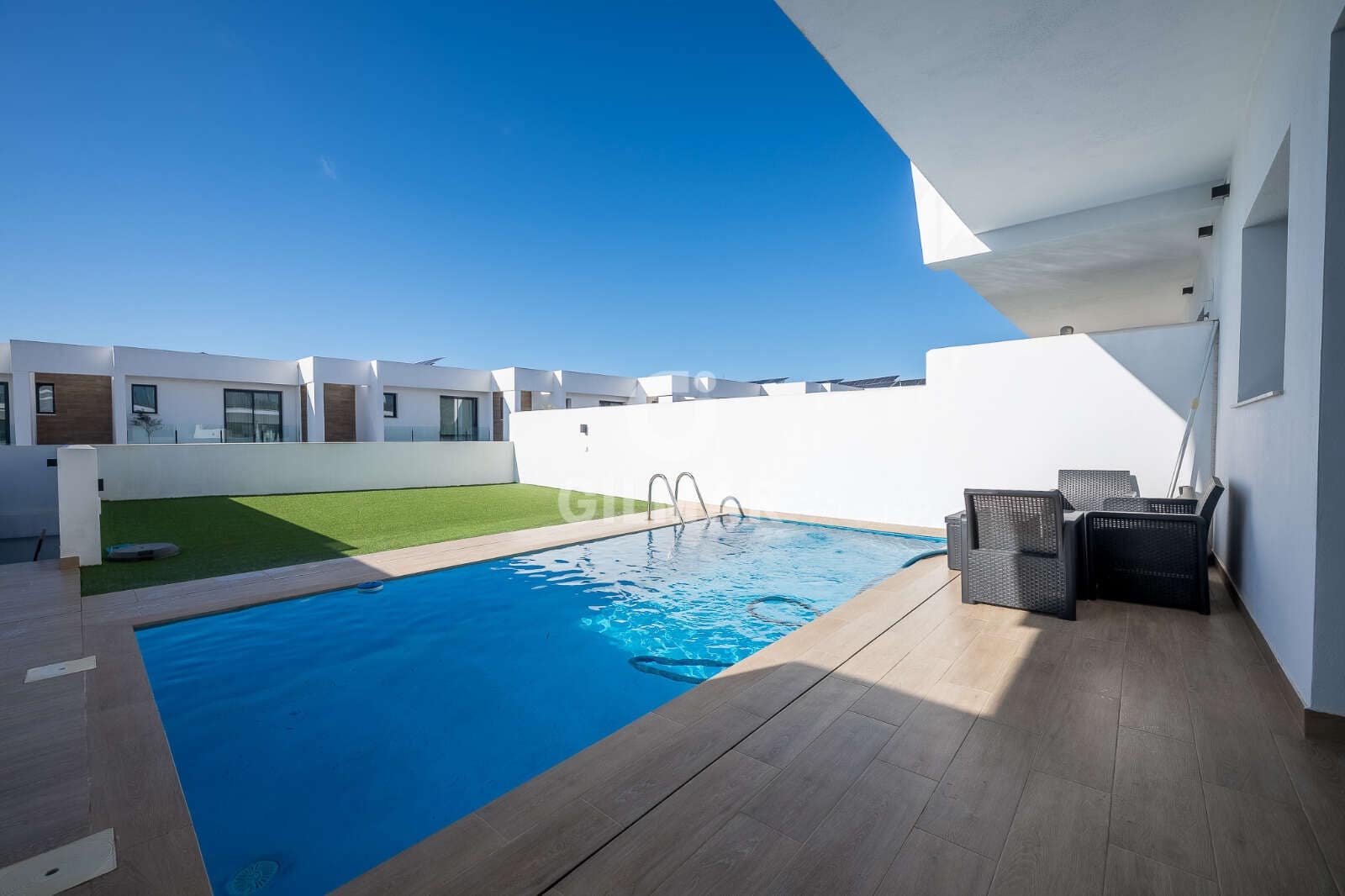 Adosado de 4 habitaciones en Puerto Real en venta con piscina - 450.000 € (Ref: 9506952)