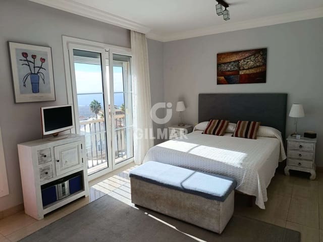 2 quarto Apartamento para venda em Chayofa, Arona com garagem - 465 000 € (Ref: 9509404)