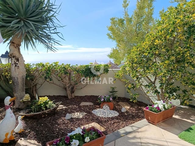 2 slaapkamer Flat te koop in Chayofa, Arona met garage - € 465.000 (Ref: 9509404)