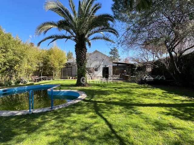 4 soveværelse Villa til salg i Mirasierra, Madrid by med swimmingpool - € 2.095.000 (Ref: 9509405)