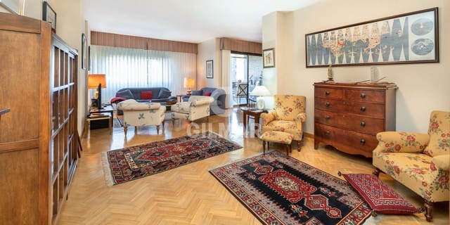 Piso de 5 habitaciones en Mirasierra, Madrid ciudad en venta con piscina garaje - 1.490.000 € (Ref: 9509406)