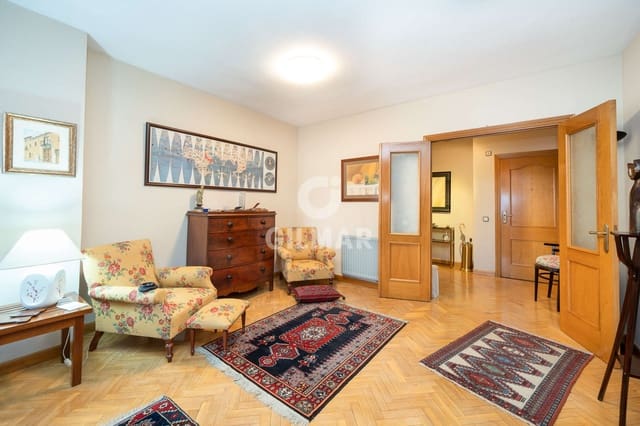 Piso de 5 habitaciones en Mirasierra, Madrid ciudad en venta con piscina garaje - 1.490.000 € (Ref: 9509406)