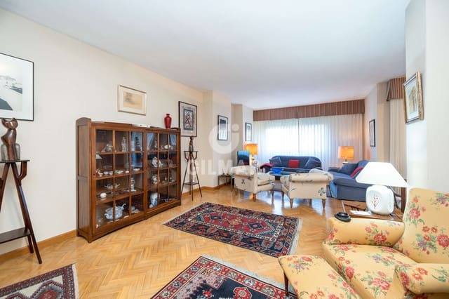 Piso de 5 habitaciones en Mirasierra, Madrid ciudad en venta con piscina garaje - 1.490.000 € (Ref: 9509406)