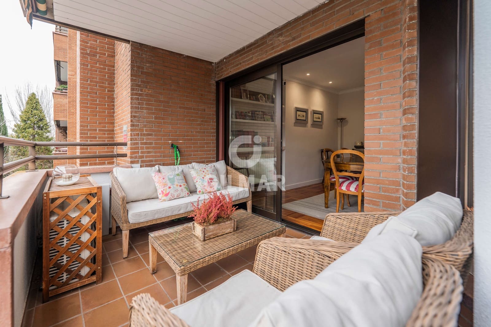 Piso de 4 habitaciones en Madrid ciudad en venta con piscina garaje - 1.690.000 € (Ref: 9509409)