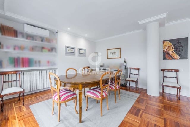 Piso de 4 habitaciones en Mirasierra, Madrid ciudad en venta con piscina garaje - 1.690.000 € (Ref: 9509409)