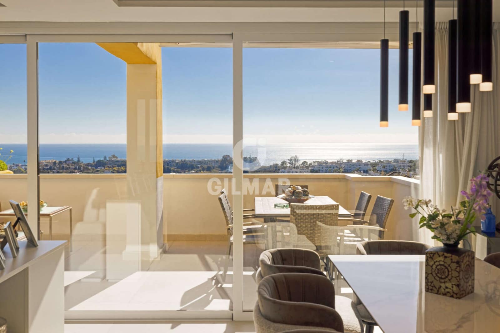 3 makuuhuone Asunto myytävänä paikassa New Golden Mile mukana uima-altaan 
autotalli - 1 100 000 € (Ref: 9509410)