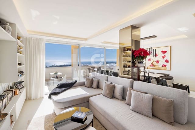 3 makuuhuone Asunto myytävänä paikassa La Concha - Resina Golf, Estepona mukana uima-altaan 
autotalli - 1 100 000 € (Ref: 9509410)