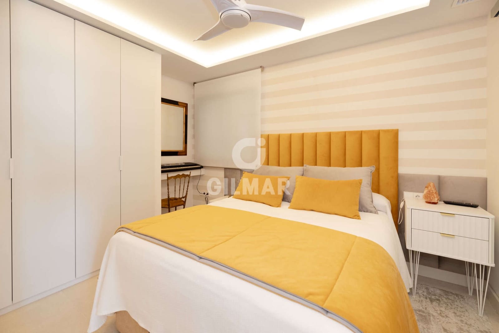 3 makuuhuone Asunto myytävänä paikassa New Golden Mile mukana uima-altaan 
autotalli - 1 100 000 € (Ref: 9509410)