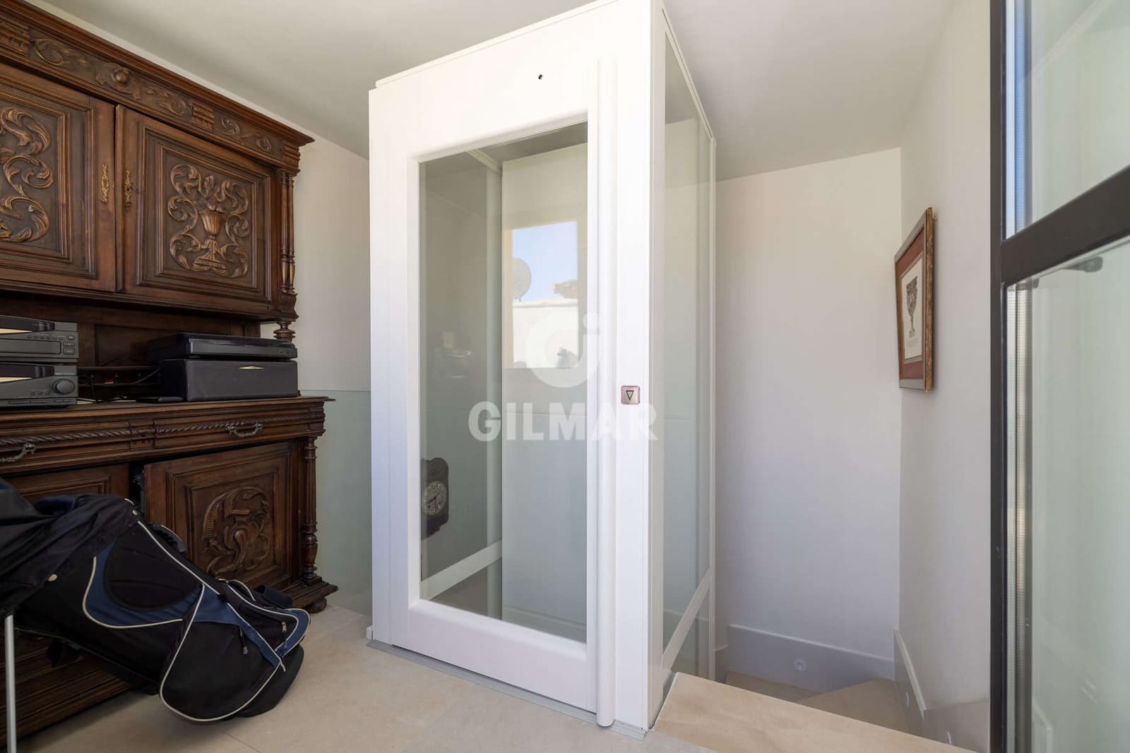 3 makuuhuone Asunto myytävänä paikassa New Golden Mile mukana uima-altaan 
autotalli - 1 100 000 € (Ref: 9509410)