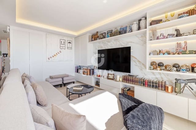 3 makuuhuone Asunto myytävänä paikassa La Concha - Resina Golf, Estepona mukana uima-altaan 
autotalli - 1 100 000 € (Ref: 9509410)