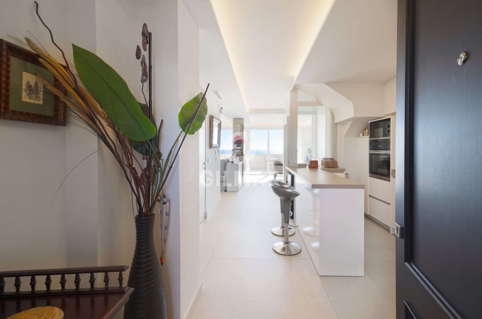 3 makuuhuone Asunto myytävänä paikassa New Golden Mile mukana uima-altaan 
autotalli - 1 100 000 € (Ref: 9509410)