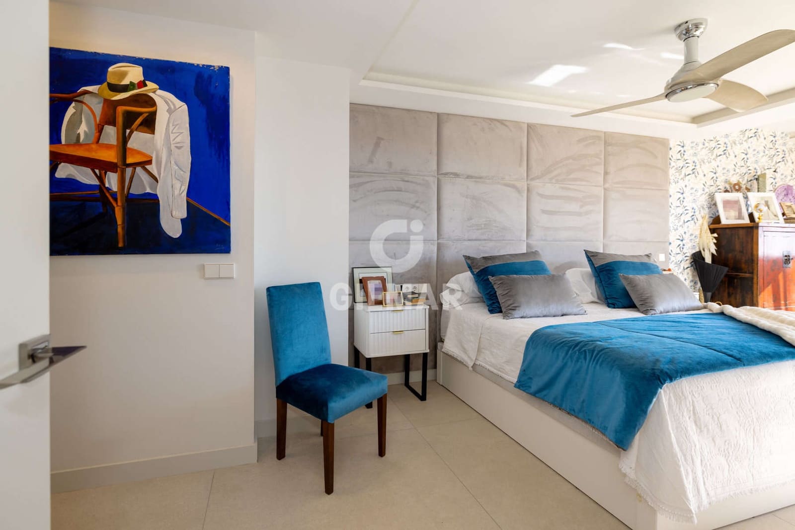 3 makuuhuone Asunto myytävänä paikassa New Golden Mile mukana uima-altaan 
autotalli - 1 100 000 € (Ref: 9509410)